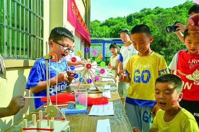 纾解“妈妈们的焦虑”还需要再加把劲 纾解“妈妈们的焦虑”还需要再加把劲