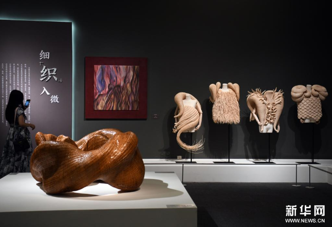 f44d30758a69228fe30835