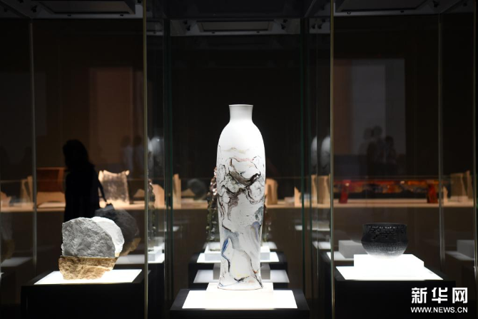 f44d30758a69228fe30837