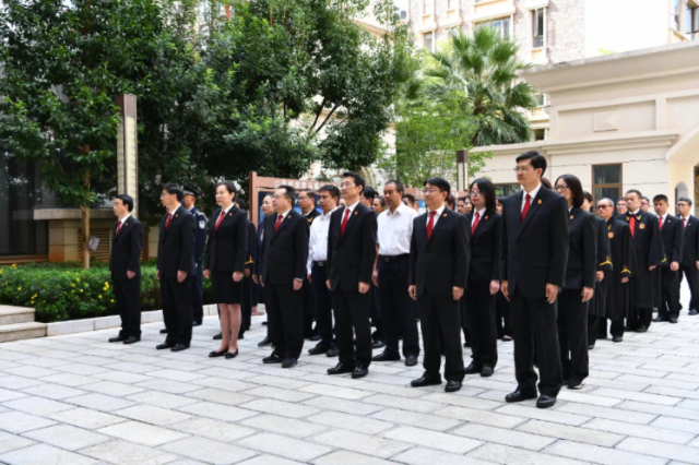 昆明环境资源法庭今日揭牌,云南生物多样性司法保护迈上新台阶!(供图)