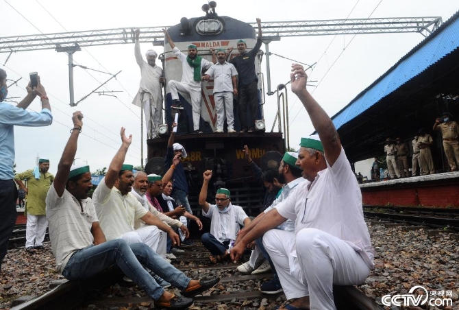 PHOTnlNOUPHgqtT69lT63Lfi211019_1000x2000