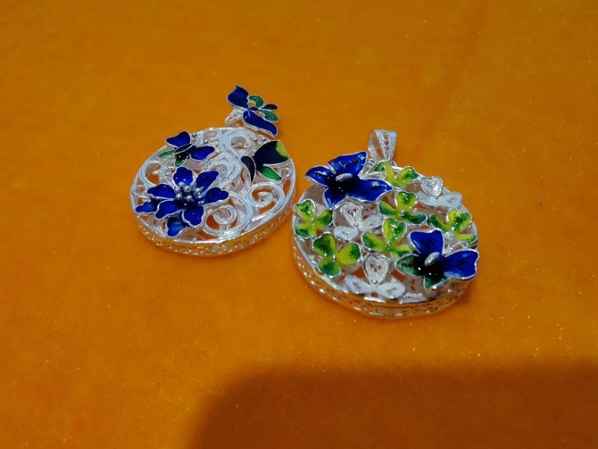 00304275125_b27d45e8