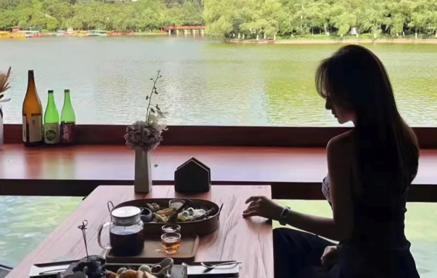 Ta Vie 酩社生蚝餐吧.png