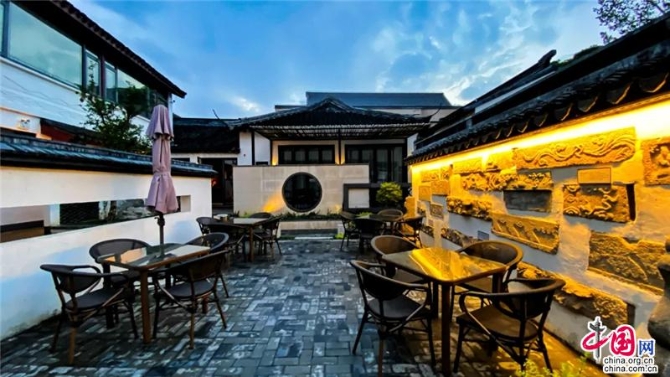 c79b0726-7f9c-4f2b-be5f-e4e80b271cc8_batchwm