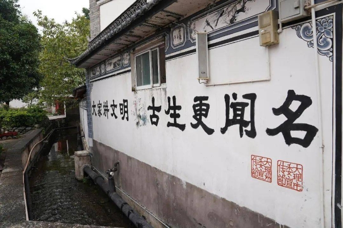 25f7e1c8fae4477f80f781b8c328e7b8