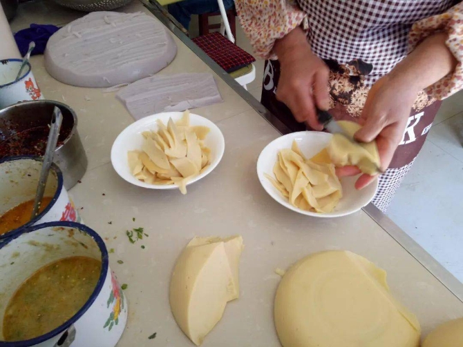 f73f78b3c9344d8485d8c337767ab351