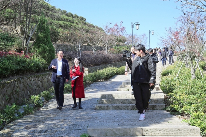 229359_f5a26f63-e914-45a4-9e02-3d7afe38742c 229359_f5a26f63-e914-45a4-9e02-3d7afe38742c