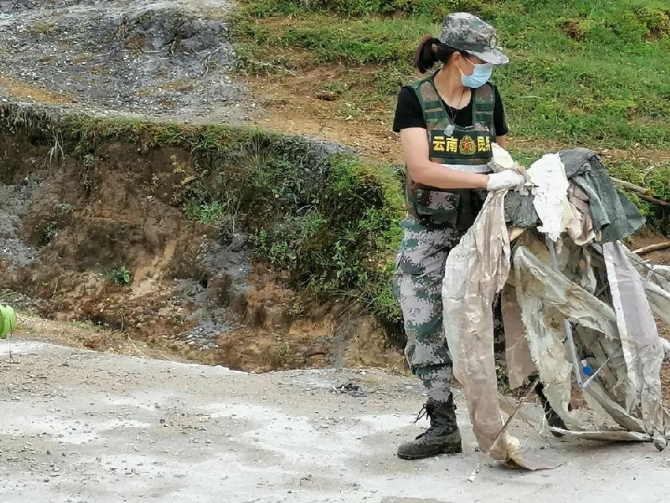 00304321354_3b2b15f7