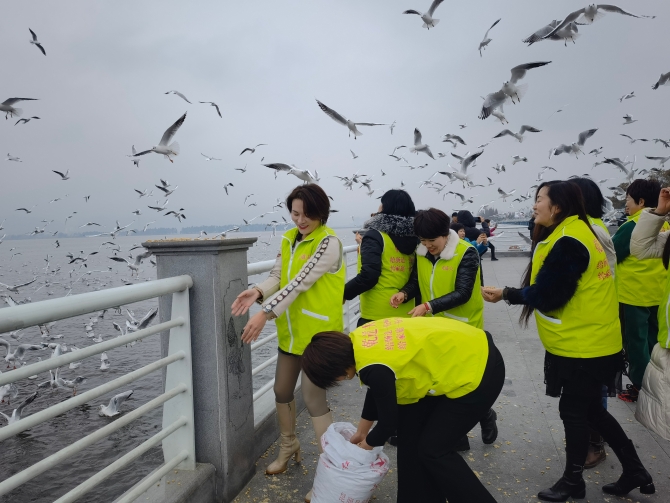 20211206151934N52SS6