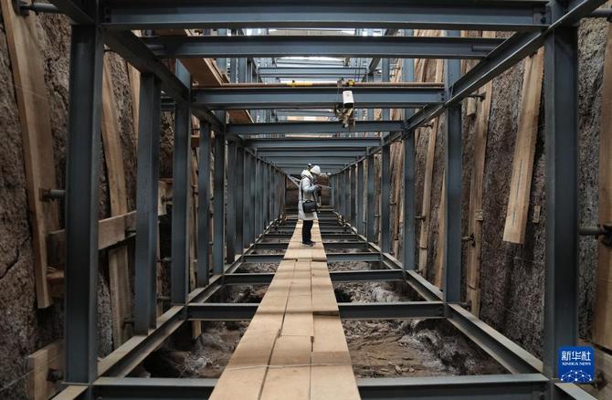 f44d30758a592326330c09