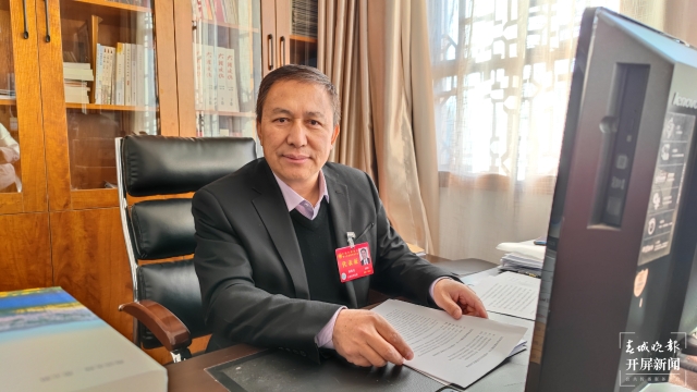 根植苍洱沃土 叙写文艺新篇——访全国文代会、作代会大理州代表