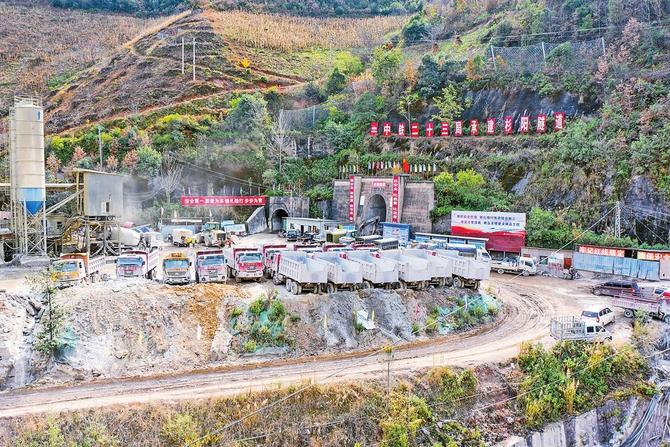 5f7af727-57e5-41e5-9151-4fcaaf396148