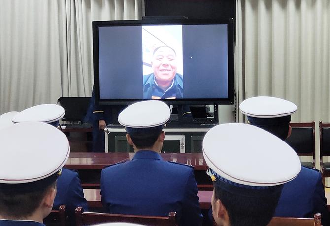 李青珂父亲李月红讲话