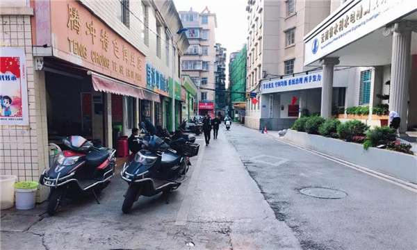 昆明主城这条街单行调整为复行,怎么走看过来!