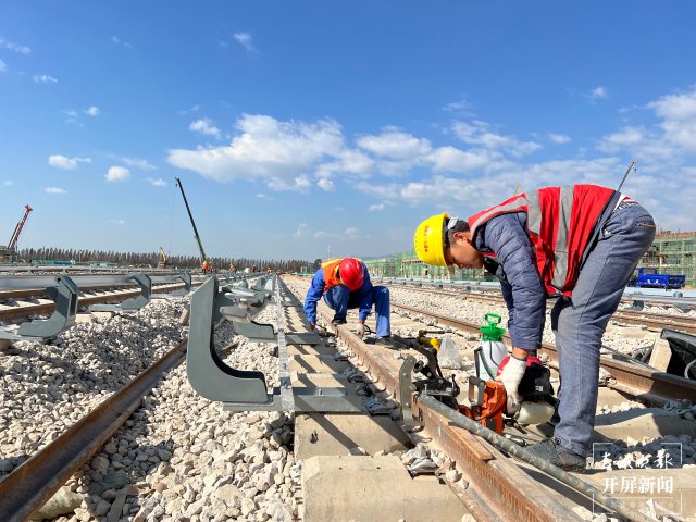 昆明地铁5号线渔村停车场施工进度完成90%(罗宗伟 通讯员 郭武辉 王正鹏 摄)