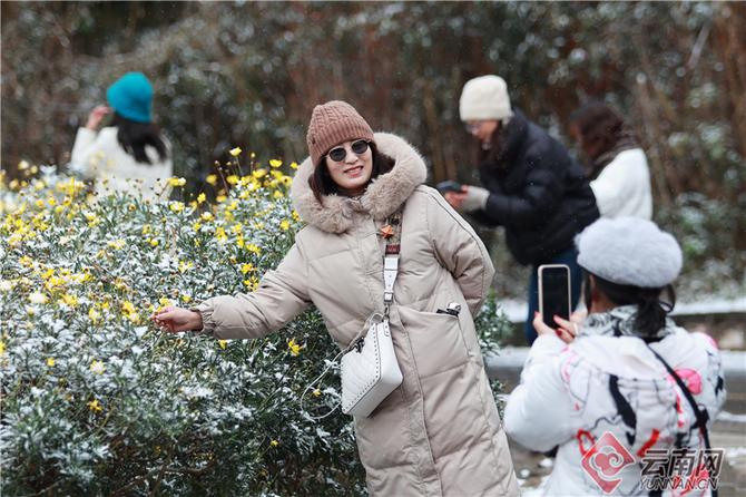 00304499973_9cb0606e