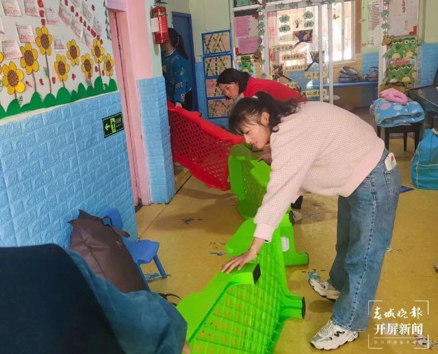 官渡区叫停3家无证“幼儿园” 200余名幼儿正分流入园（通讯员 虞杨 李昊 摄）