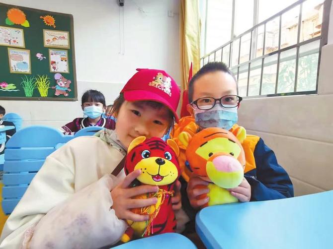 746f690d-b9e8-4878-863b-7614aceddf34