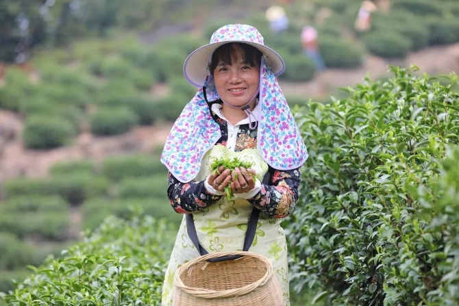 a_689978918916059136