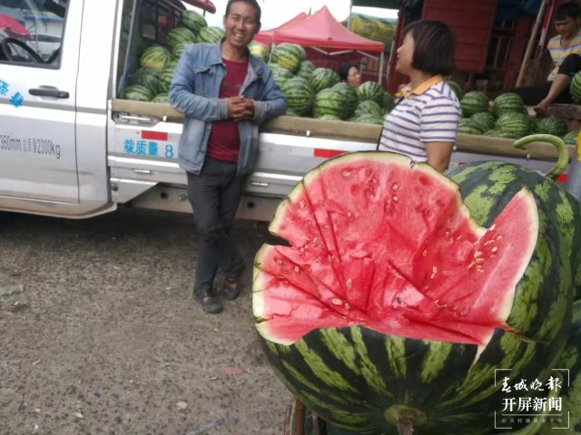 市民直呼：当个“吃瓜群众”，真的好难 (3).jpg