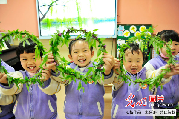 【网络中国节·清明】插柳、戴柳……清明这些习俗与柳有关 【网络中国节·清明】插柳、戴柳……清明这些习俗与柳有关