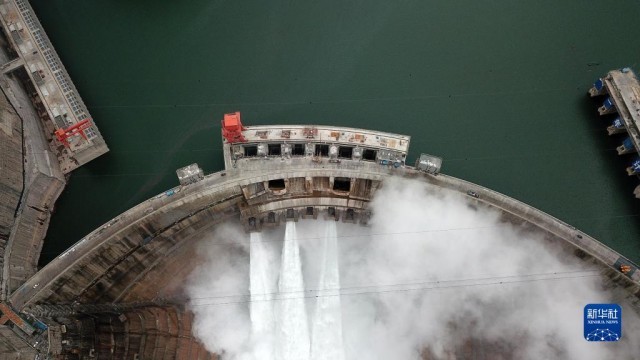 白鹤滩水电站水垫塘完成首次检查恢复使用