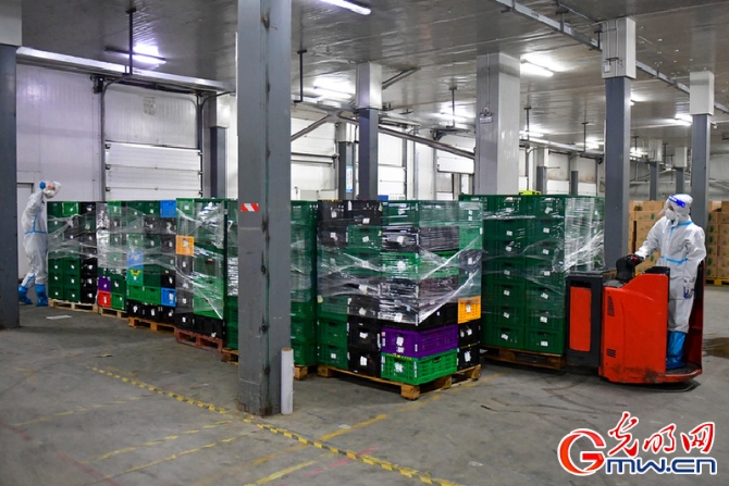 【组图】“守沪者联盟”丨从临时仓库到骑手小哥 上海打通物资供应“最后一公里” 【组图】“守沪者联盟”丨从临时仓库到骑手小哥 上海打通物资供应“最后一公里”