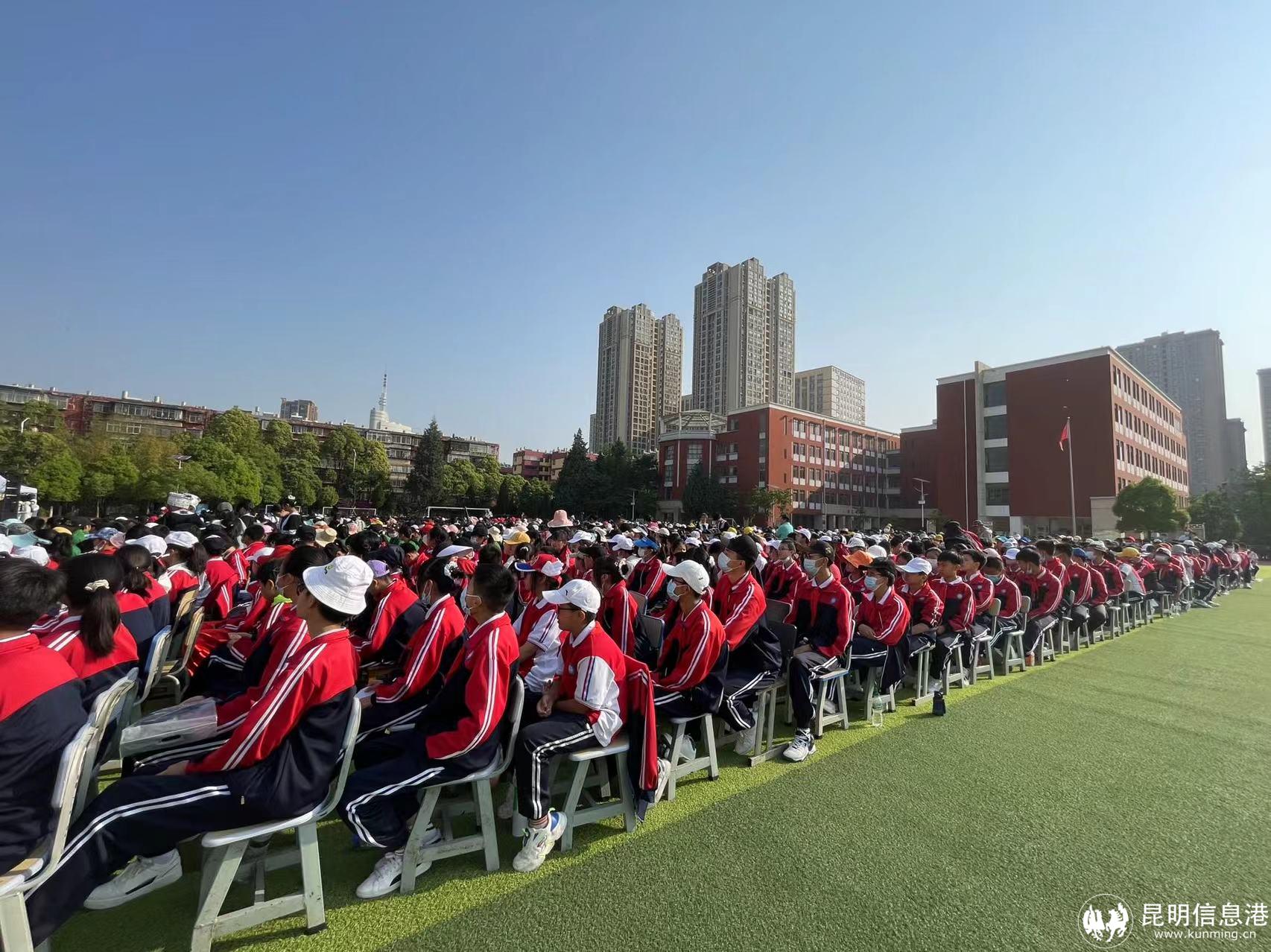 热血青春颂逐梦五中人昆五中举行第33届校园艺术节展演活动