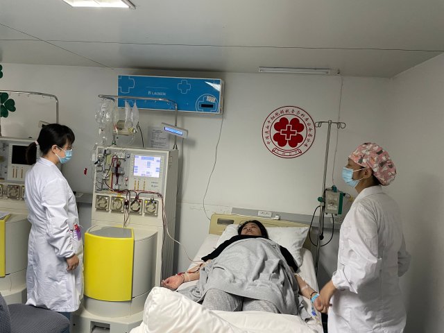 云南保山二胎妈妈捐献造血干细胞救人（供图）