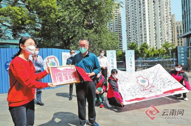 00304733396_18804405 00304733396_18804405