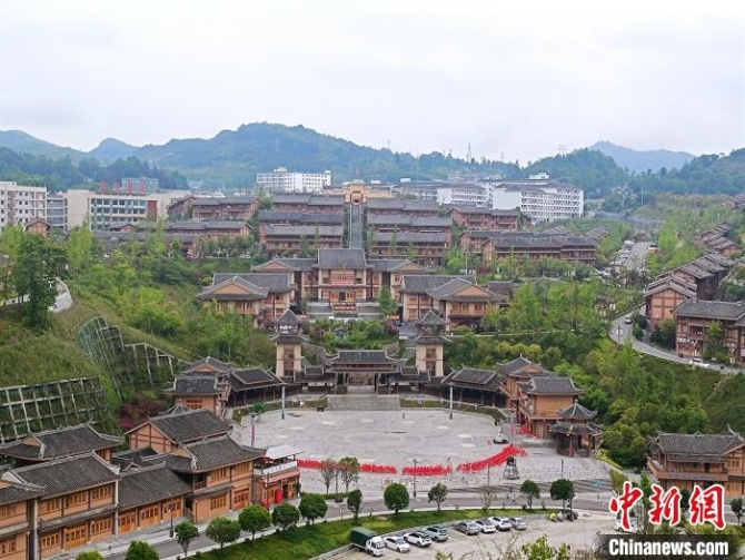 阿妹戚托小镇一隅。 石小杰 摄 阿妹戚托小镇一隅。 石小杰 摄