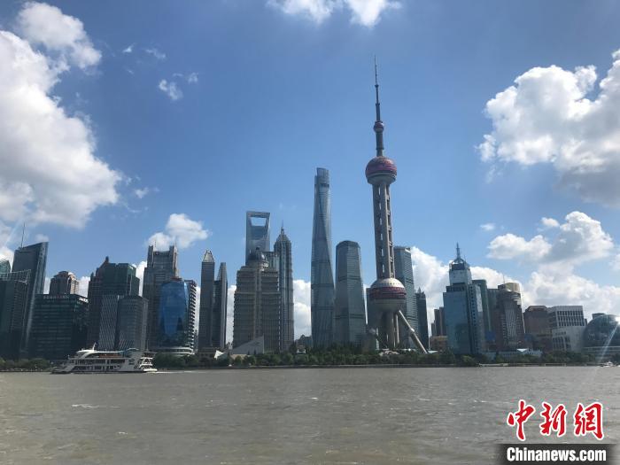 (上海战疫录)筑牢“压舱石”:疫情后上海如何聚力稳经济?