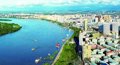 东北边陲:旅游兴市 产业富民 东北边陲:旅游兴市 产业富民