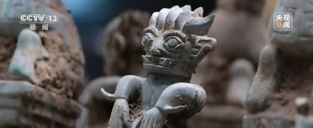 三星堆再发现 雷雨:我相信古蜀文明应该是有文字的