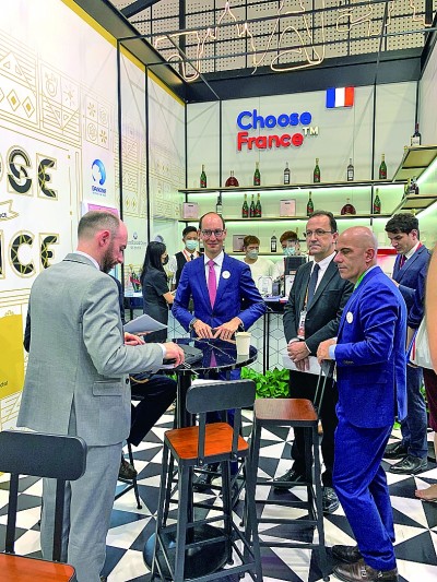 “首发”云集,“很新鲜,很值得!” “首发”云集,“很新鲜,很值得!”