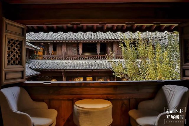 159万游客涌入大理古城,安全、有序的背后,为这群人点赞(刘文波 杨维琦 通讯员 李玲 金镇雄 摄)