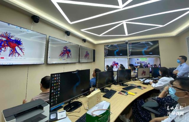 云南省举行互联网医院“开放日”活动(赵维 摄)