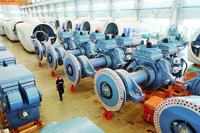 沿着高质量发展航道:中国经济巨轮破浪前行 沿着高质量发展航道:中国经济巨轮破浪前行