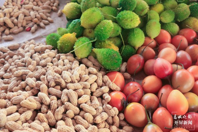 德宏菜市场（开屏新闻记者 马楠 通讯员 胡佩灵 杨晓玲 摄）