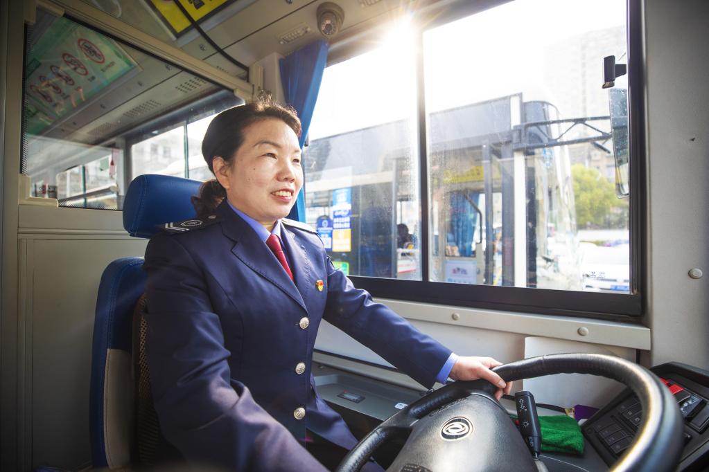 1129187353_16703250129671n