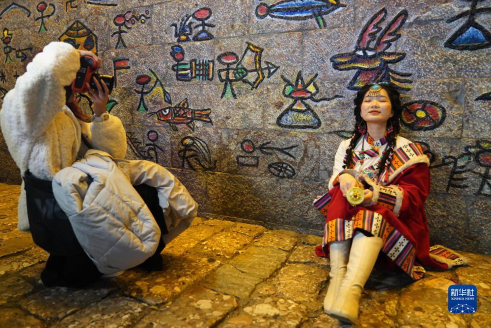 “烟火气”回归，丽江旅游人气旺