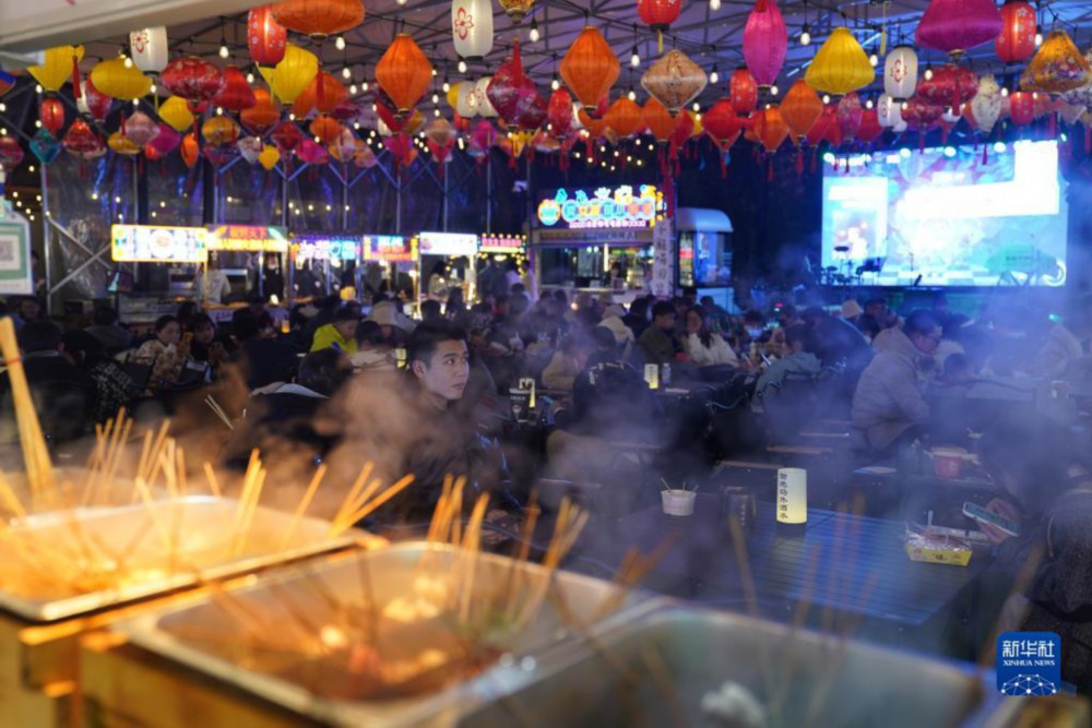 “烟火气”回归，丽江旅游人气旺