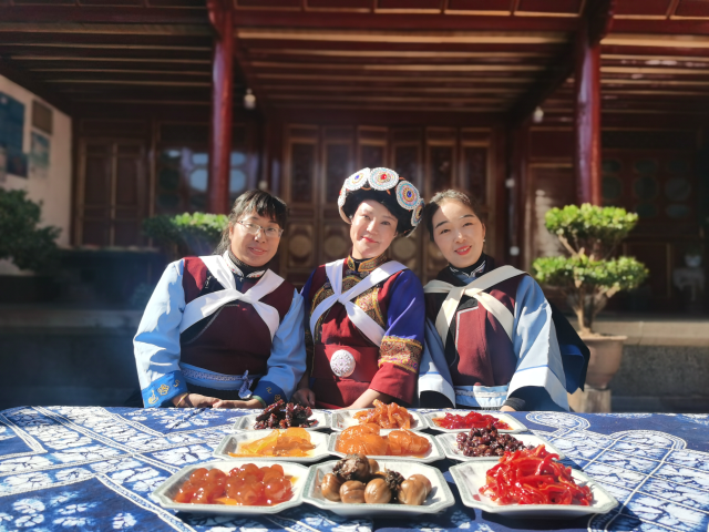 ▲ 纳西族手作蜜饯文化体验 图片来源：联合假日旅行社提供.png