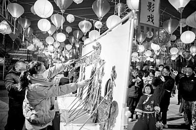 节日文化火起来 百姓精神富起来 节日文化火起来 百姓精神富起来