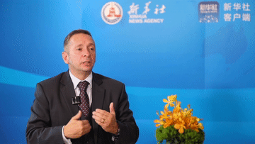 新华全媒+|团结合作迎挑战