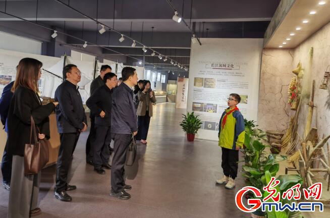 协商文化入校园 长江文化进课堂