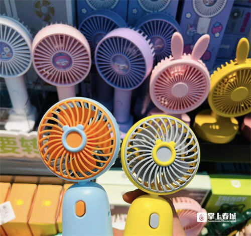 记者走访昆明学校周边商店你手中的小风扇可能问题不小