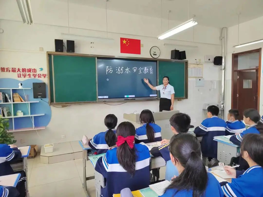 14岁女孩心脏骤停!教室上演生死救援!