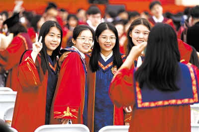 “最后一课”温情满满