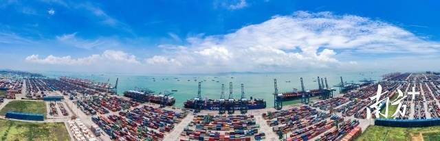 广州港航拍图。 广州港航拍图。